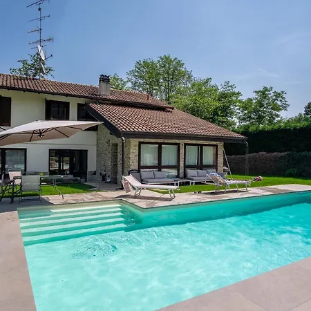 Novelli Con Piscina E Ampio Giardino Castelletto sopra Ticino